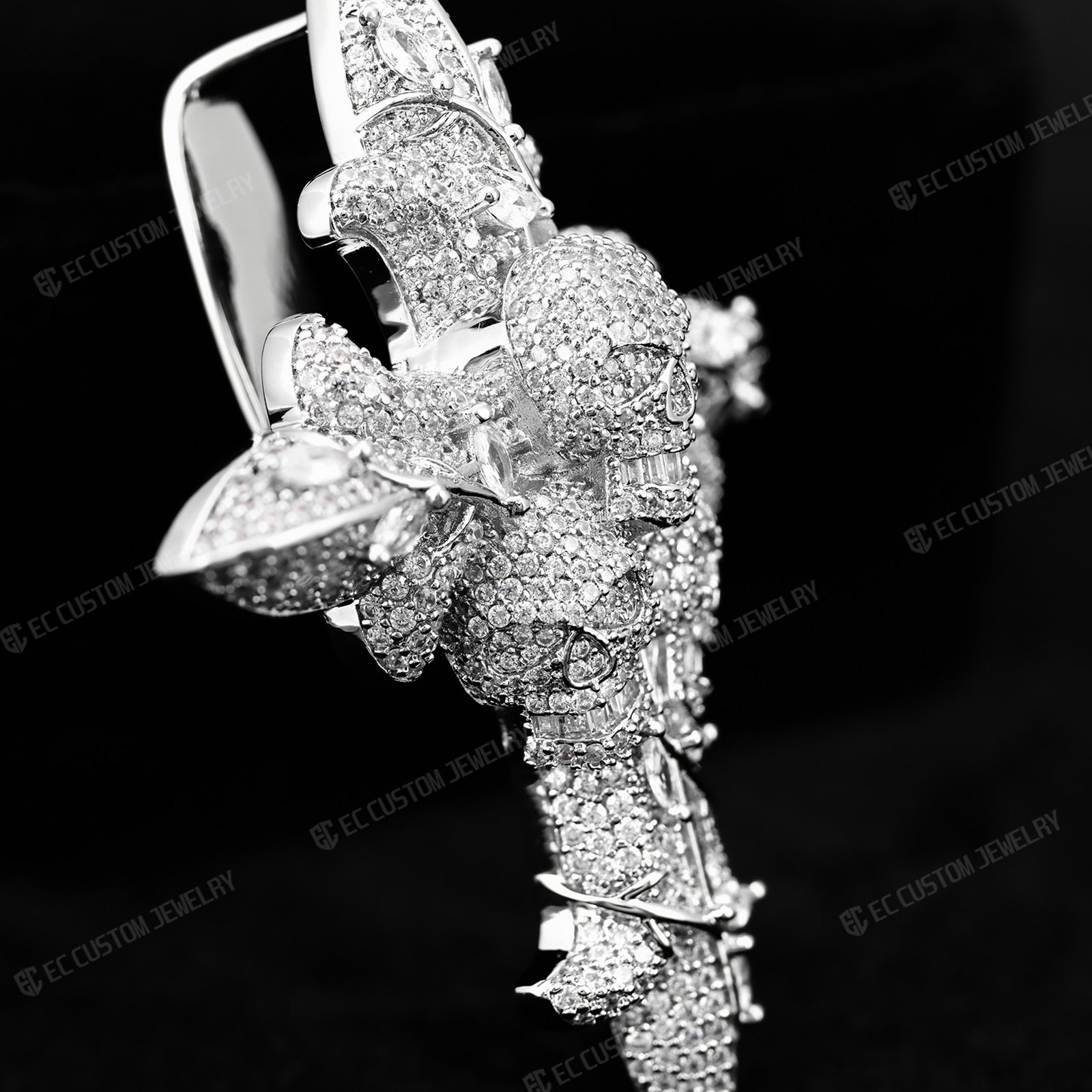 Iced Out Round Cut Real Moissanite Skull Cross Mens Pendant 3