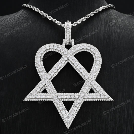 Ultimate Round Heart Pentagram Moissanite Pendant Hip Hop 2