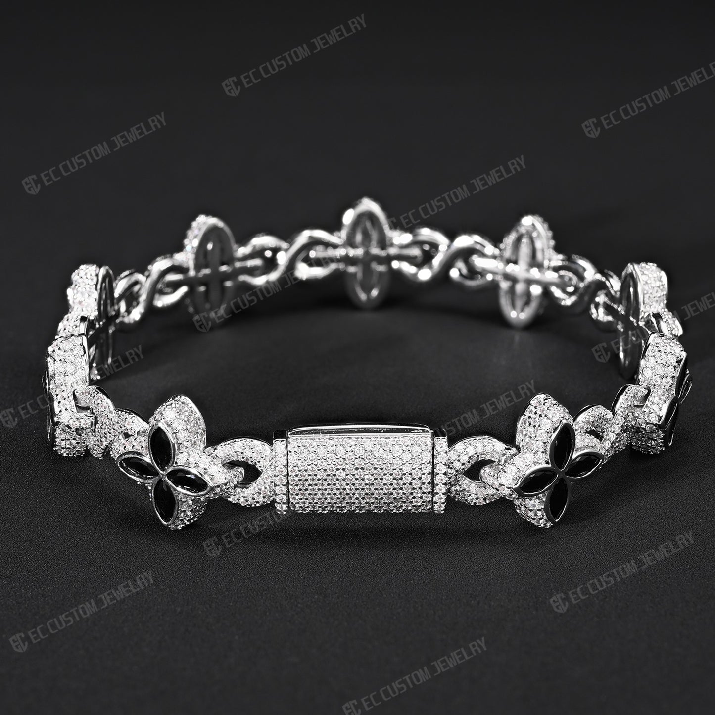 Iced Out Infinity Clover Bracelet Moissanite S925 Silver