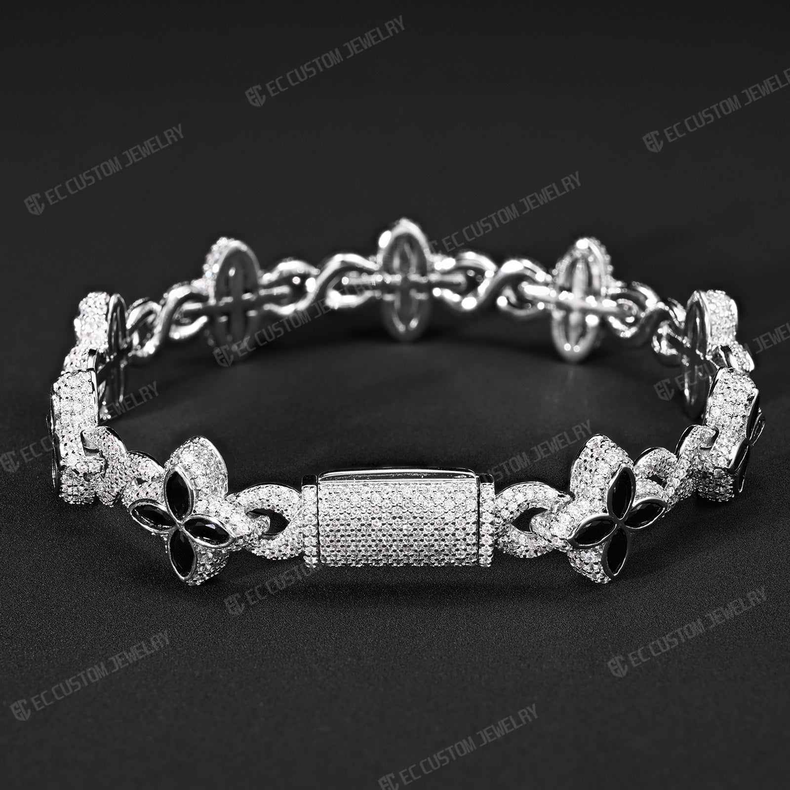 Iced Out Infinity Clover Bracelet Moissanite S925 Silver