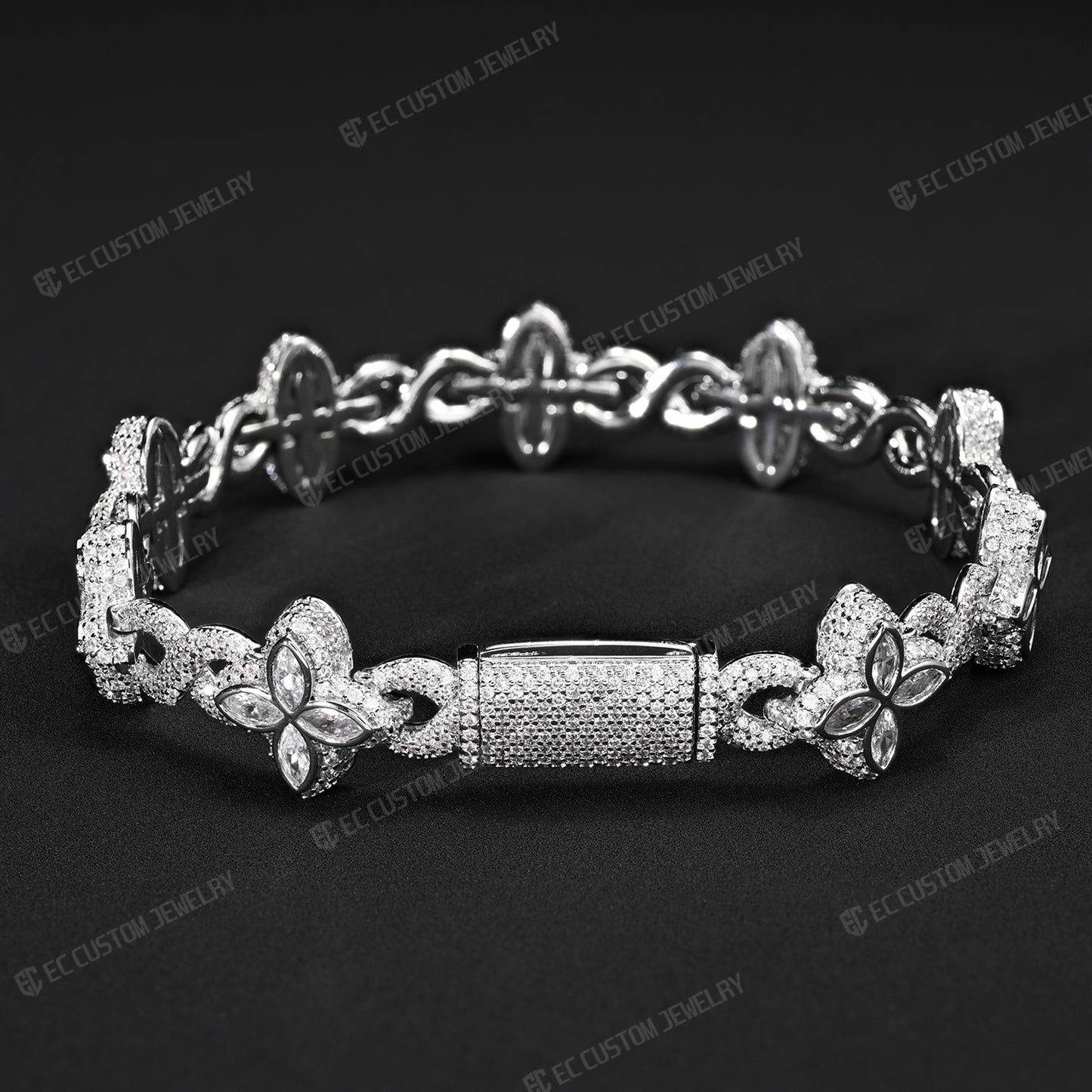 Iced Out Infinity Clover Bracelet Moissanite S925 Silver