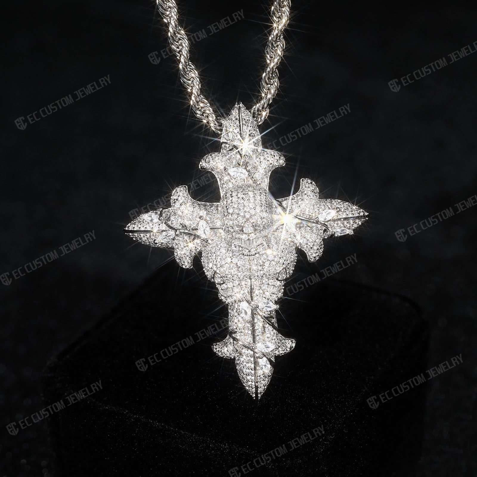 Iced Out Round Cut Real Moissanite Skull Cross Mens Pendant 4
