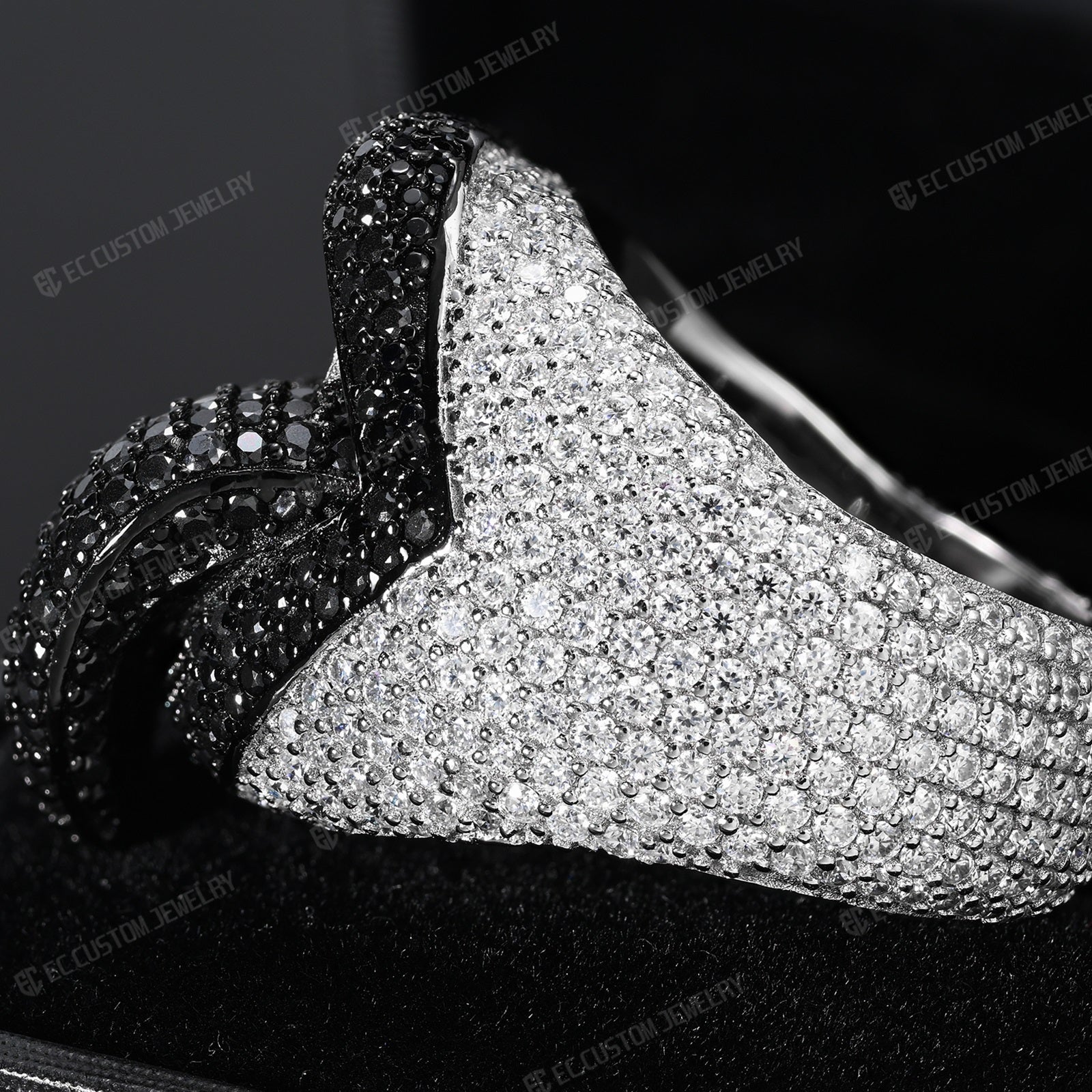 Iced Out Vampire Ring Hip Hop Tongue Ring Moissanite CZ 925 Silver