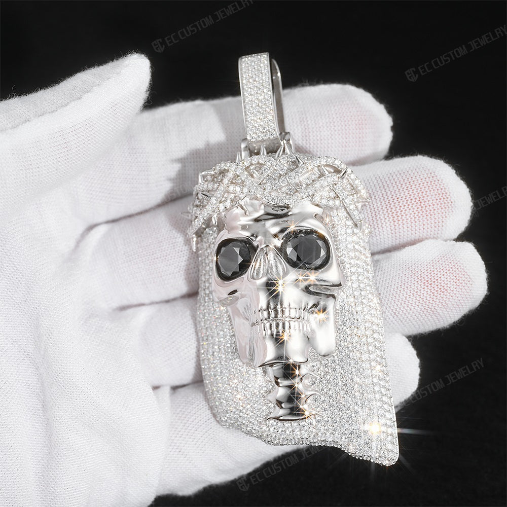 destroy lonely skeleton pendant