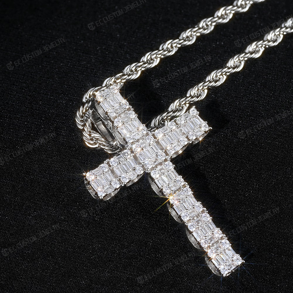 Stunning cross pendant big size