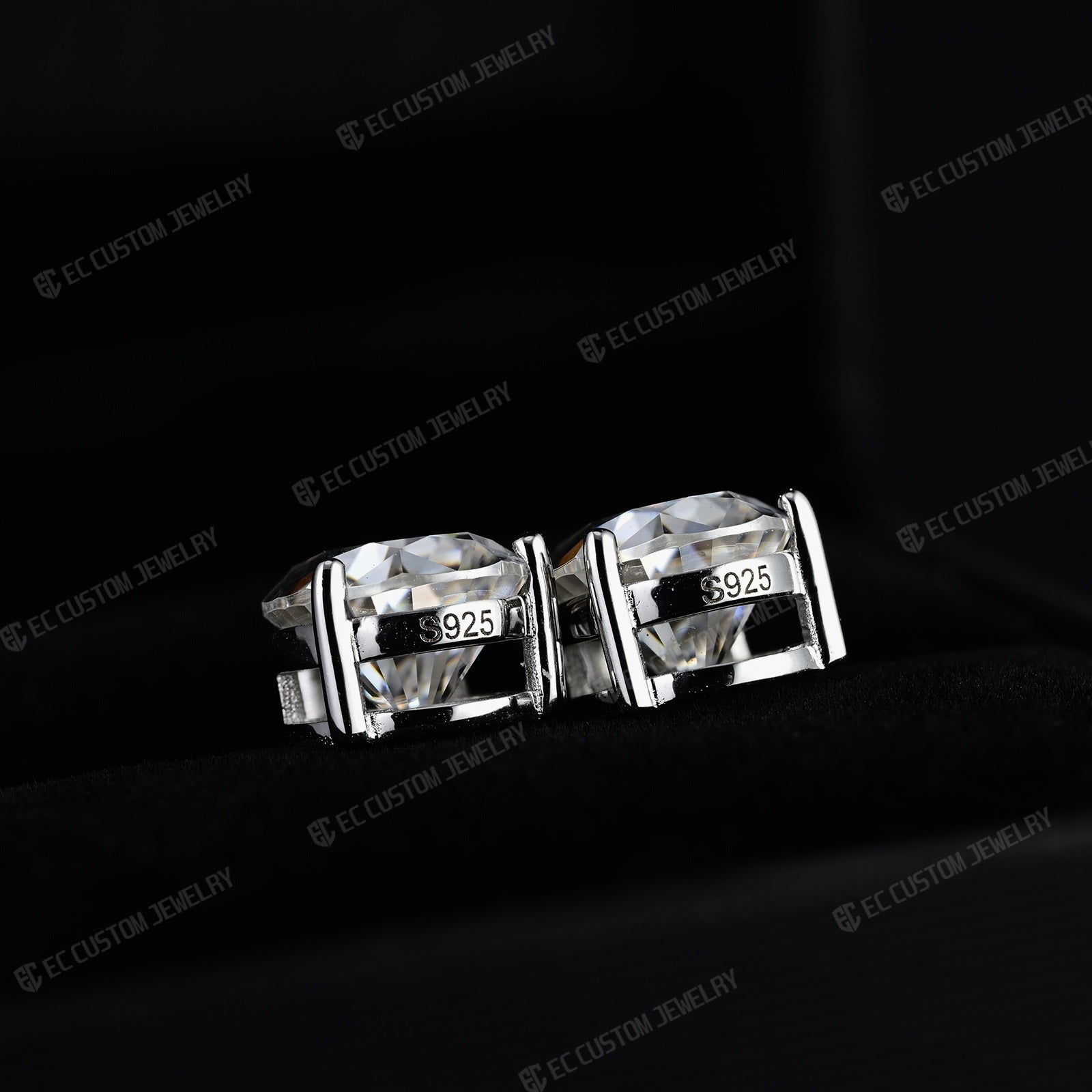 Sparkling Tear drop Stud Iced Out Diamond Earrings Iced Out Hip Hop EC Custom Jewelry 