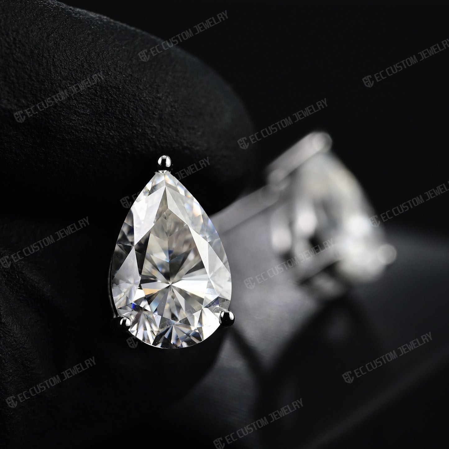 Sparkling Tear drop Stud Iced Out Diamond Earrings Iced Out Hip Hop EC Custom Jewelry 