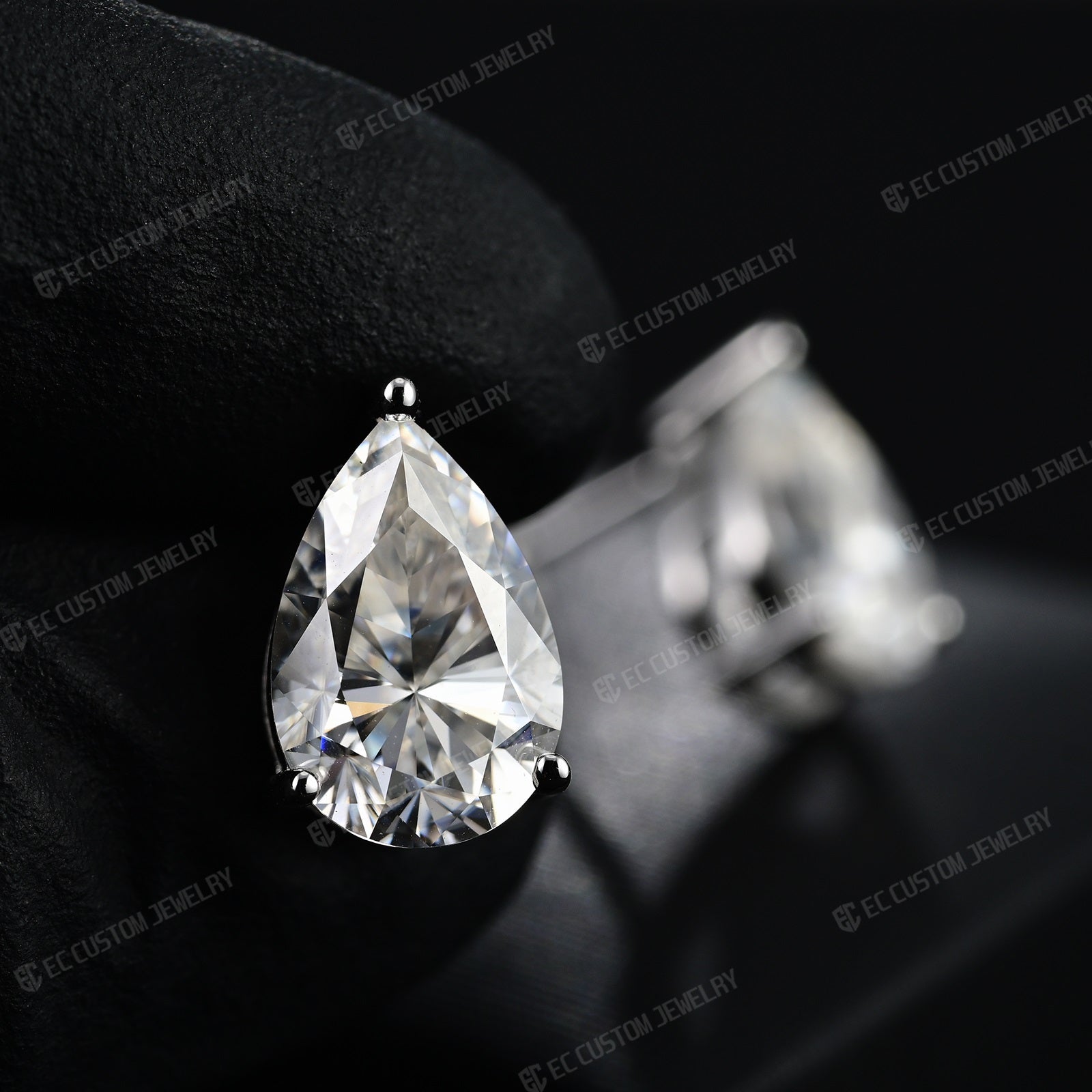 Sparkling Tear drop Stud Iced Out Diamond Earrings Iced Out Hip Hop EC Custom Jewelry 