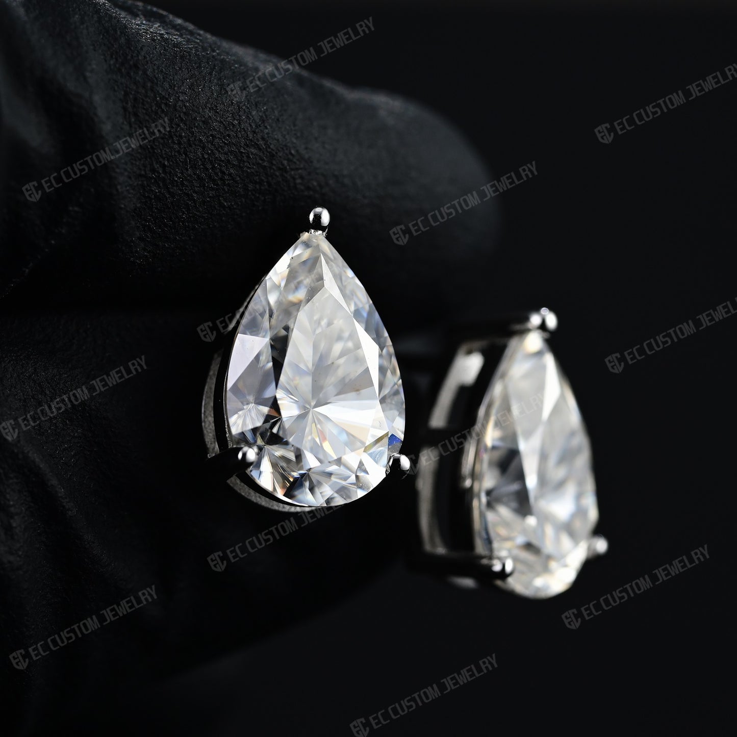 Sparkling Tear drop Stud Iced Out Diamond Earrings Iced Out Hip Hop EC Custom Jewelry 