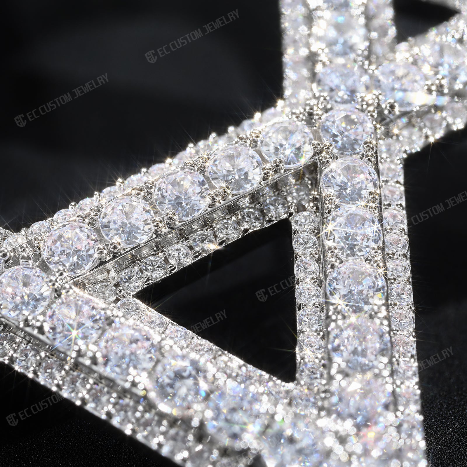 Ultimate Round Heart Pentagram Moissanite Pendant Hip Hop 3