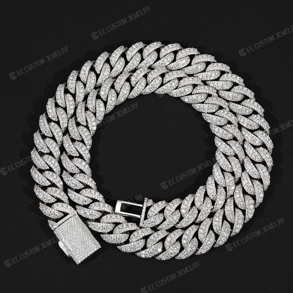 Custom Iced Out Cuban Link Chains Irregular Link Moissanite Necklace