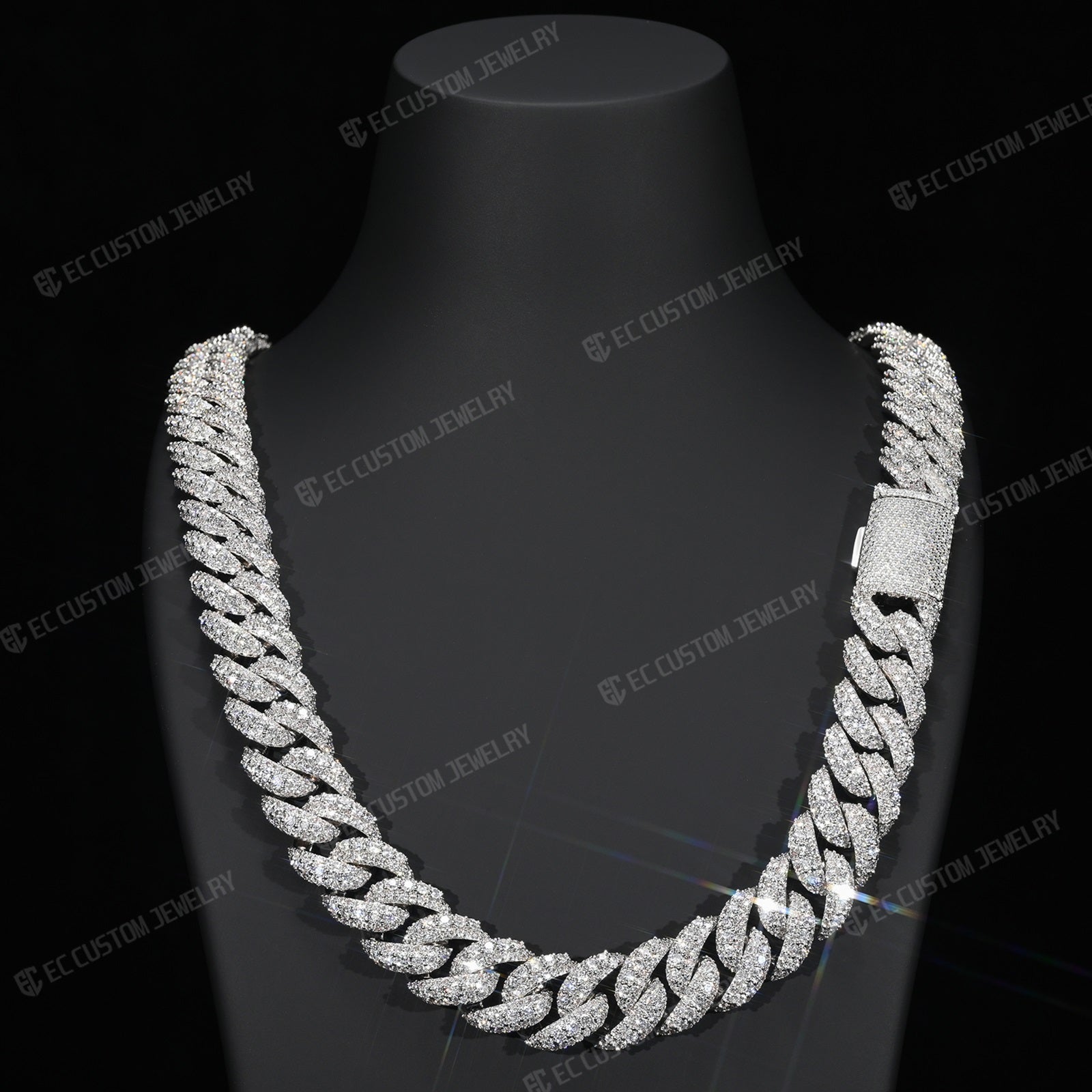 Custom Iced Out Cuban Link Chains Irregular Link Moissanite Necklace