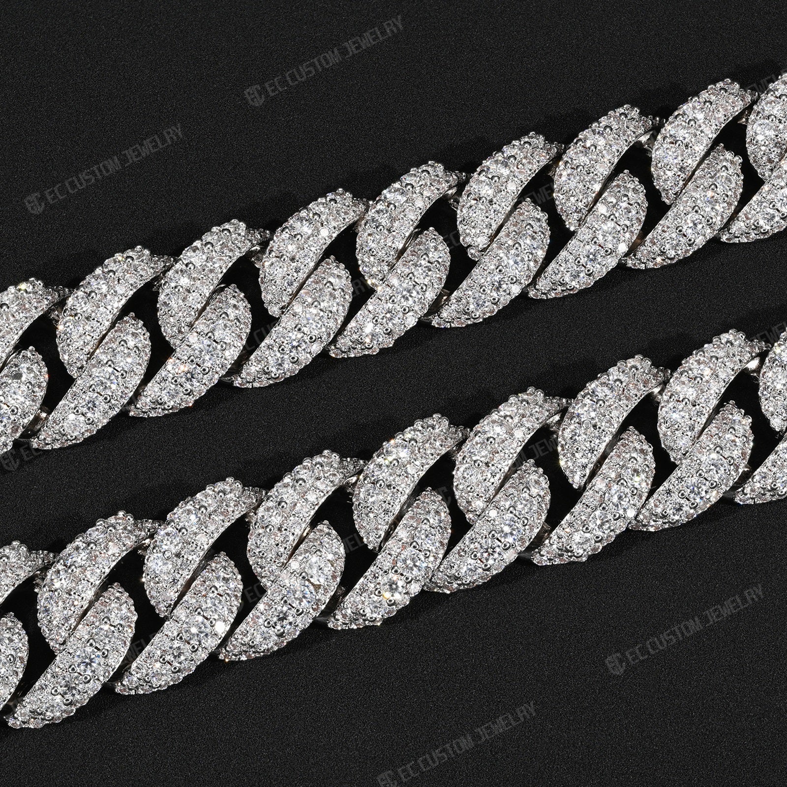 Custom Iced Out Cuban Link Chains Irregular Link Moissanite Necklace